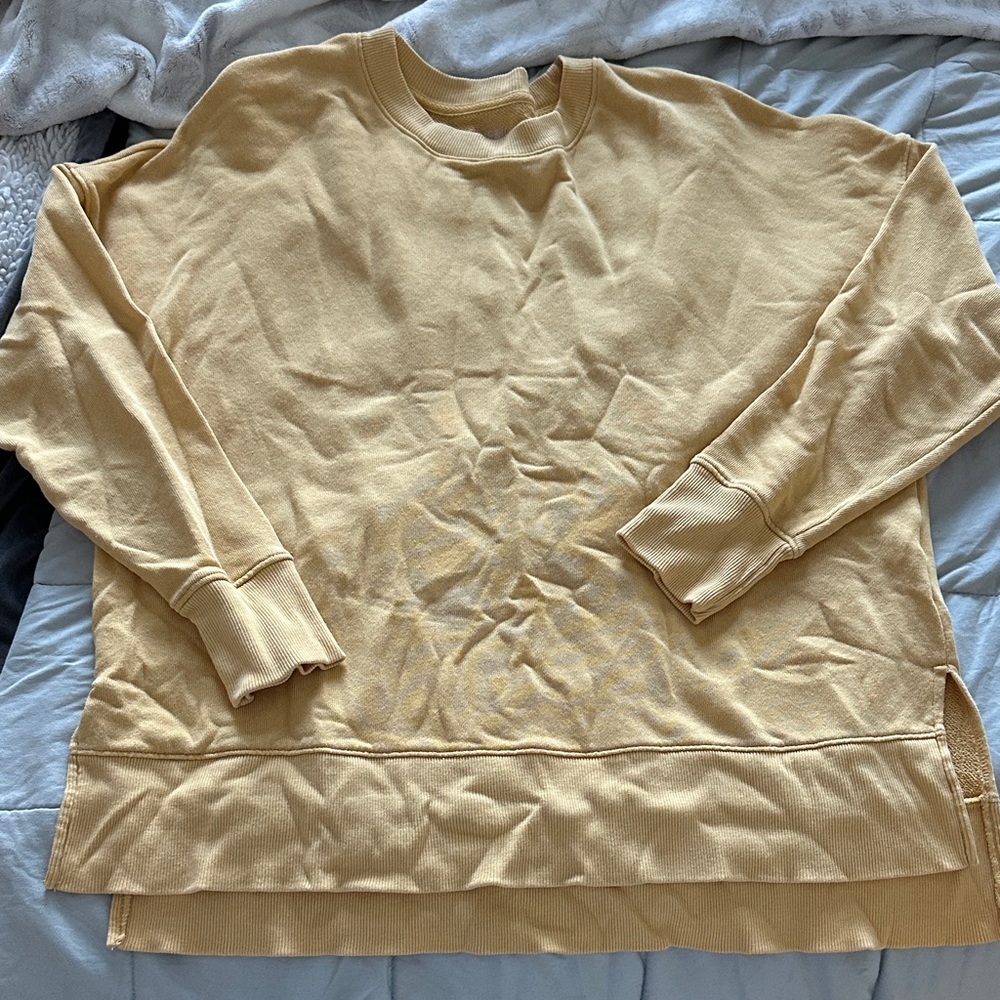 Time and Tru Light Mustard Crew Neck Sweater
